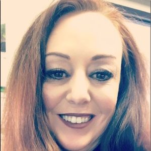 Meet your Posher, Anita